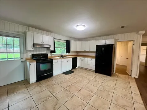 574 NW Gwen Lake Avenue Lake City FL 32055
