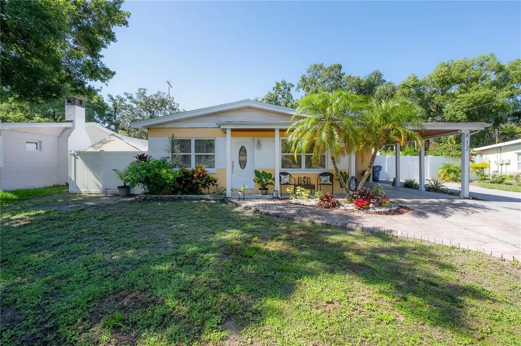 812 W 113th Avenue Tampa FL 33612