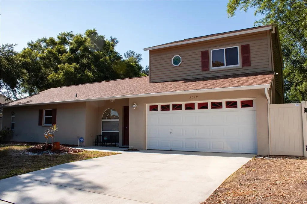 5619 52nd Avenue N St Petersburg FL 33709