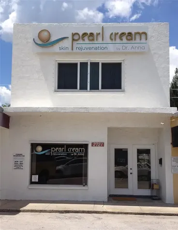 2721 Mall Drive Sarasota FL 34231