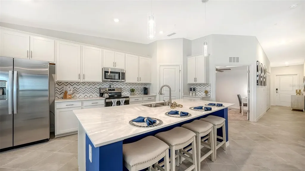 12550 Galapagos Court Venice FL 34293