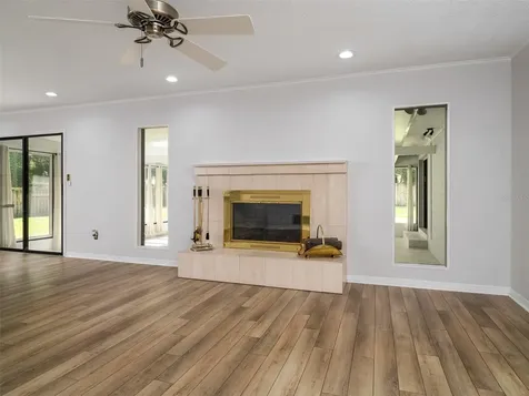 3855 NW 37th Place Gainesville FL 32606