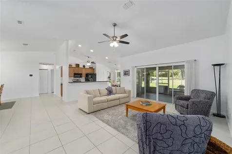 7530 NE 138th Lane Newberry FL 32669