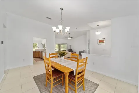 7530 NE 138th Lane Newberry FL 32669