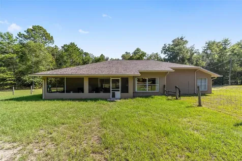 7530 NE 138th Lane Newberry FL 32669