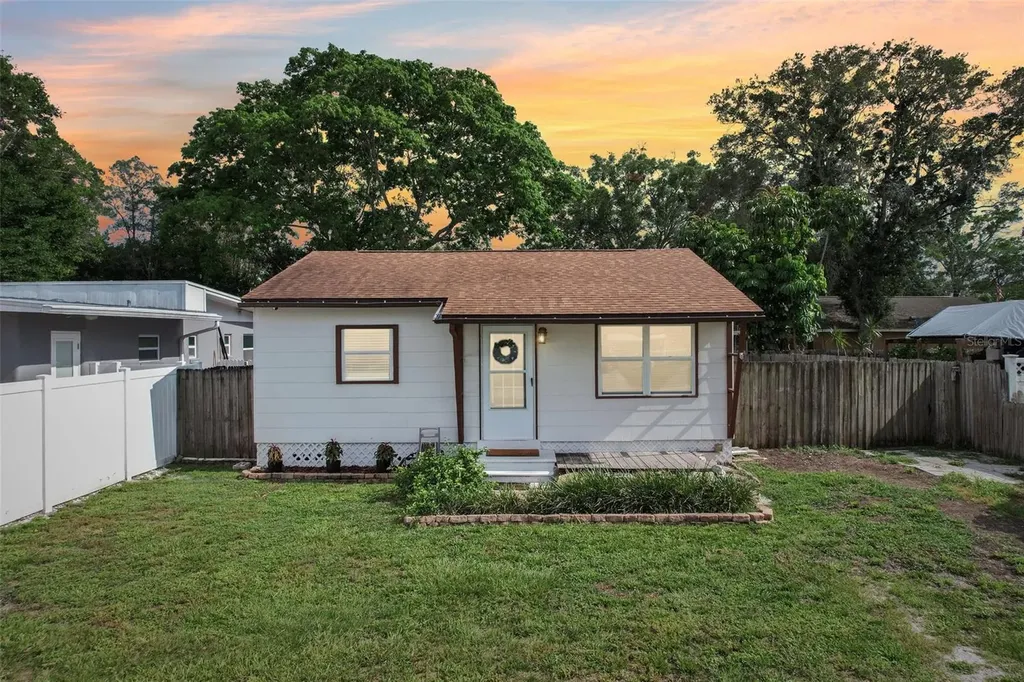 3766 56th Avenue N St Petersburg FL 33714