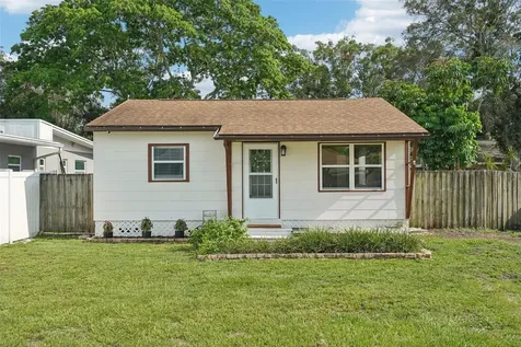 3766 56th Avenue N St Petersburg FL 33714