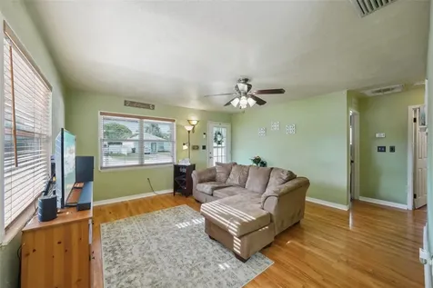 3766 56th Avenue N St Petersburg FL 33714