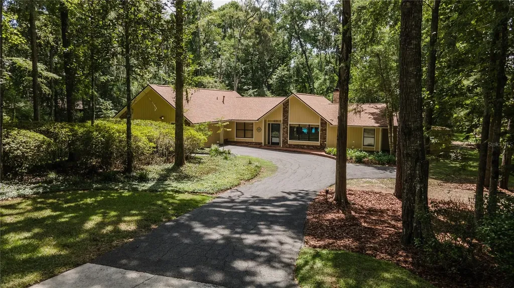 10 SW 101st Court Gainesville FL 32607