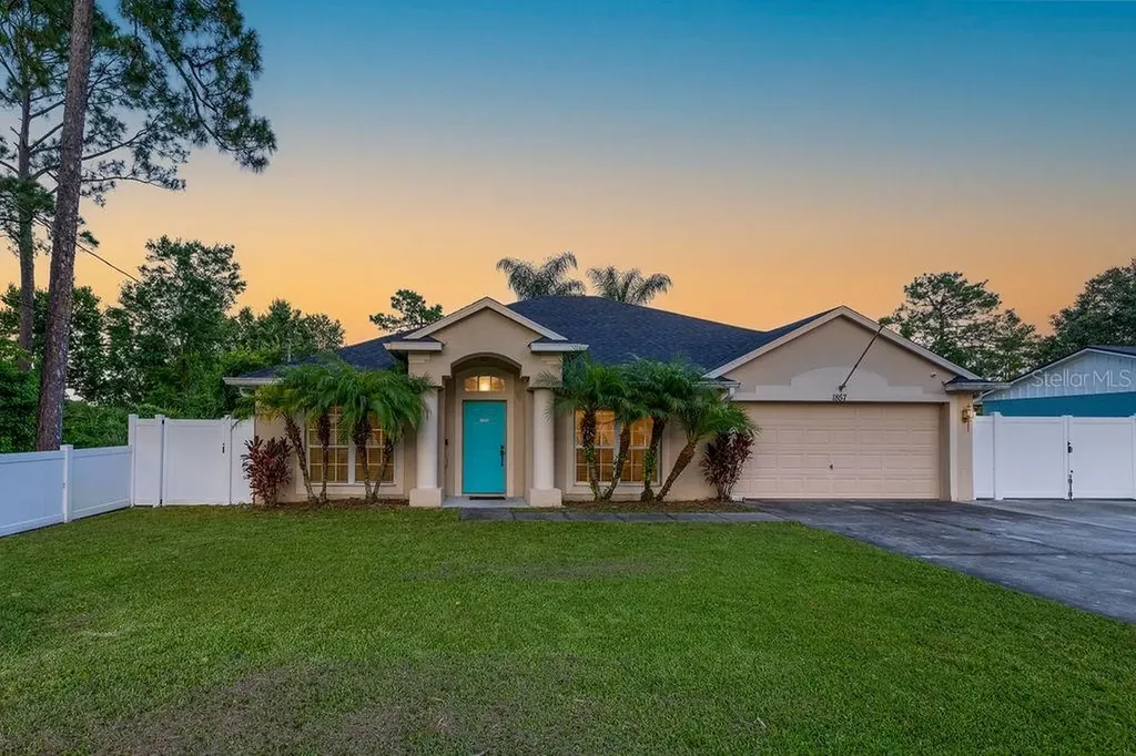 1857 2nd Avenue Deland FL 32724
