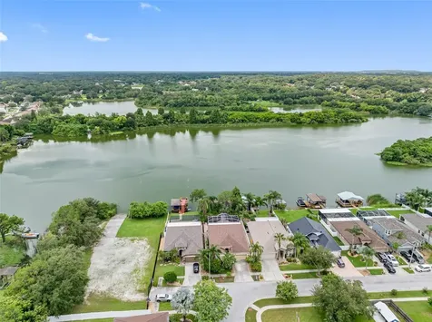1812 Open Field Loop Brandon FL 33510