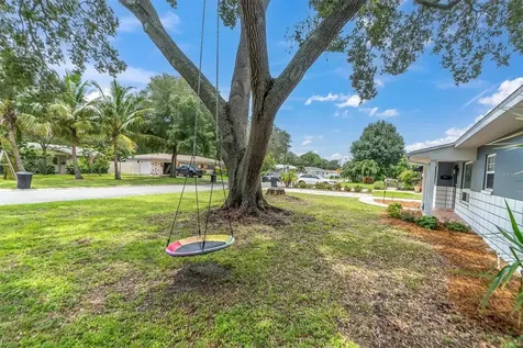 1491 Robinson Drive N St Petersburg FL 33710
