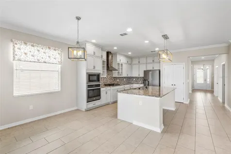 2392 Panoramic Circle Apopka FL 32703