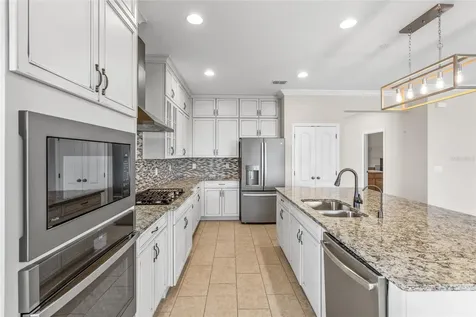 2392 Panoramic Circle Apopka FL 32703