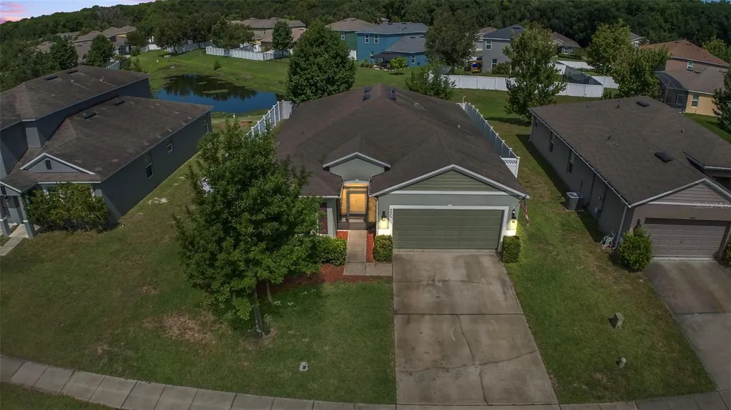 4870 Grassy Knoll Drive Tavares FL 32778