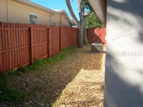 829 E 12th Avenue New Smyrna Beach FL 32169