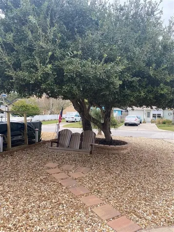 829 E 12th Avenue New Smyrna Beach FL 32169