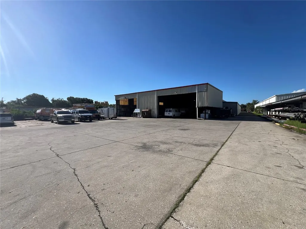 5208 Saint Paul Street Tampa FL 33619