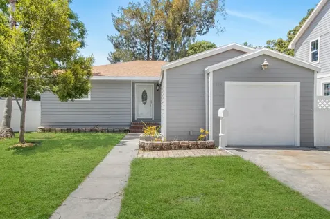 4214 3rd Avenue S St Petersburg FL 33711