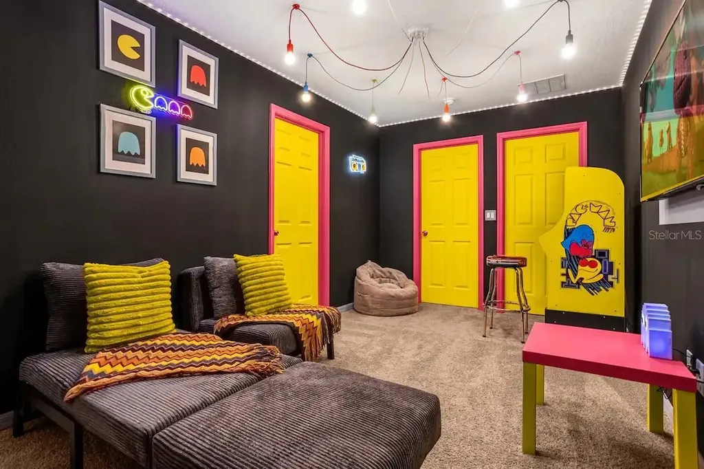 1676 Tropical Palms Circle Kissimmee FL 34747