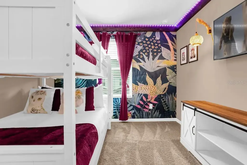 1676 Tropical Palms Circle Kissimmee FL 34747