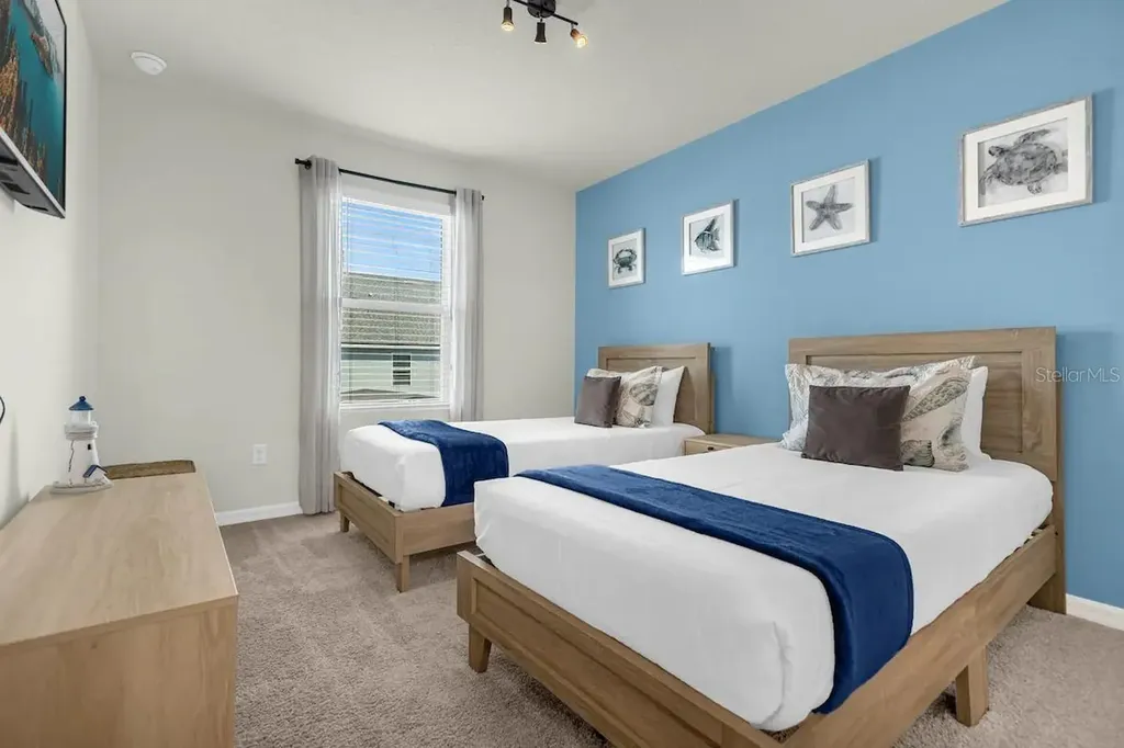 1676 Tropical Palms Circle Kissimmee FL 34747