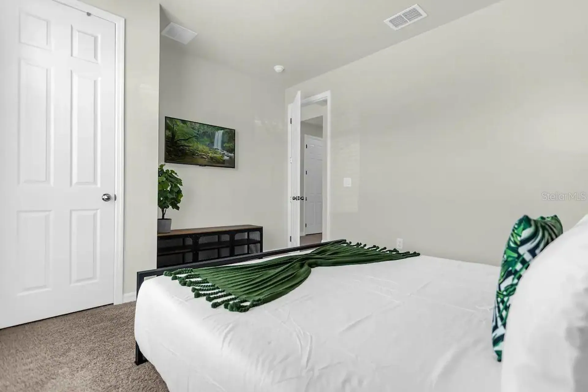1676 Tropical Palms Circle Kissimmee FL 34747