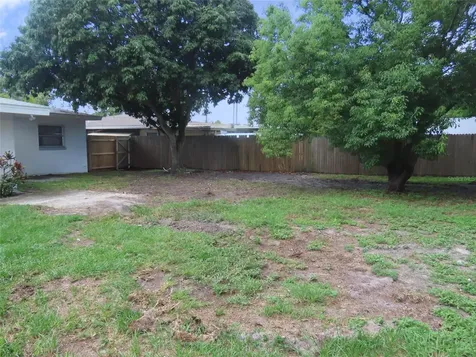 10961 62nd Avenue Seminole FL 33772