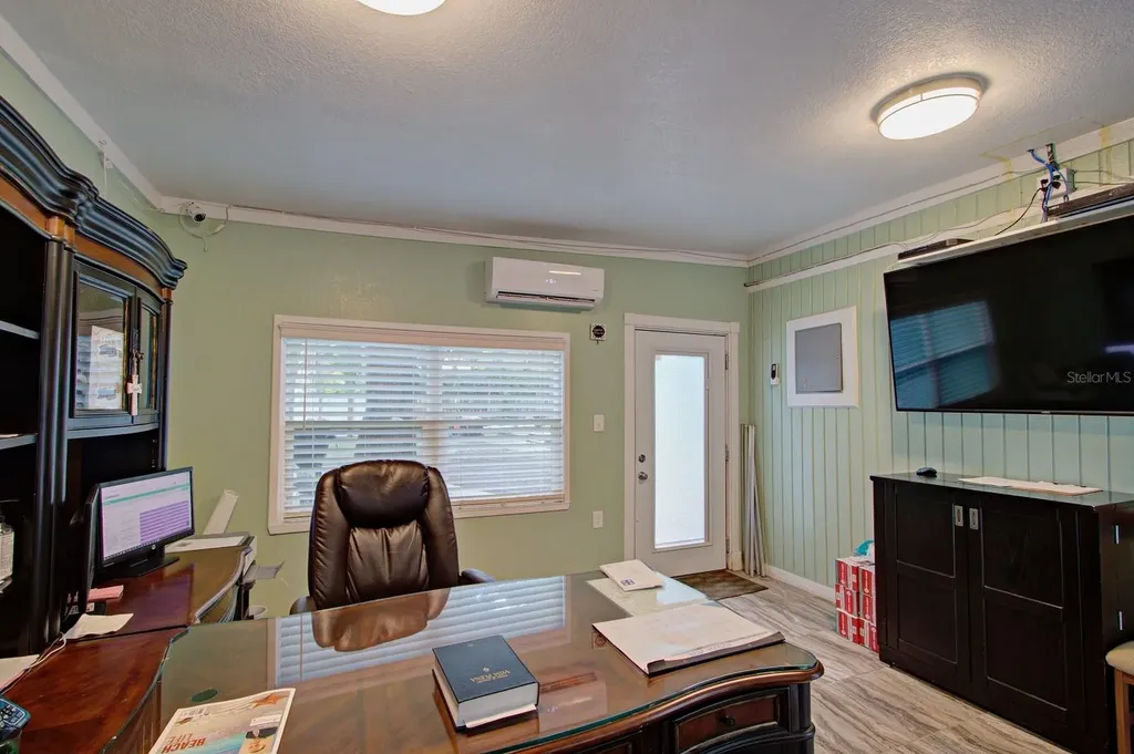 28313 Us Highway 27 Leesburg FL 34748