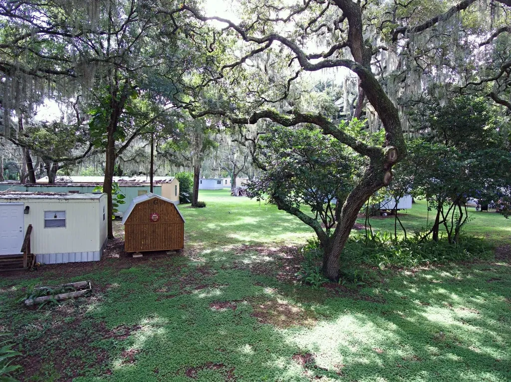 28313 Us Highway 27 Leesburg FL 34748