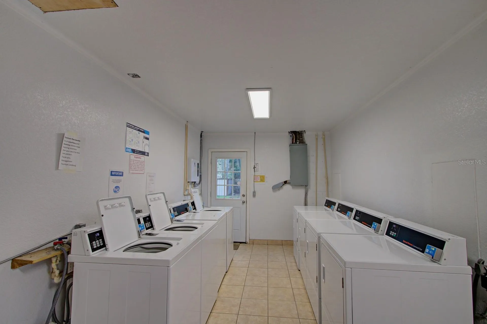 28313 Us Highway 27 Leesburg FL 34748