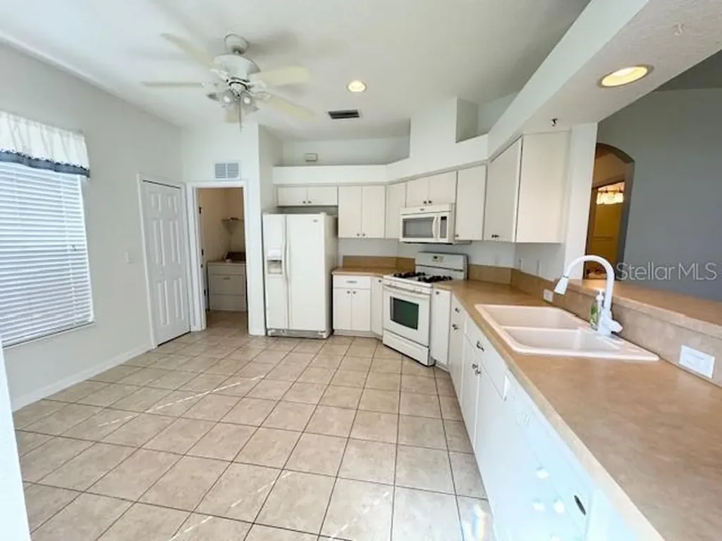 20505 Queen Alexandra Drive Leesburg FL 34748