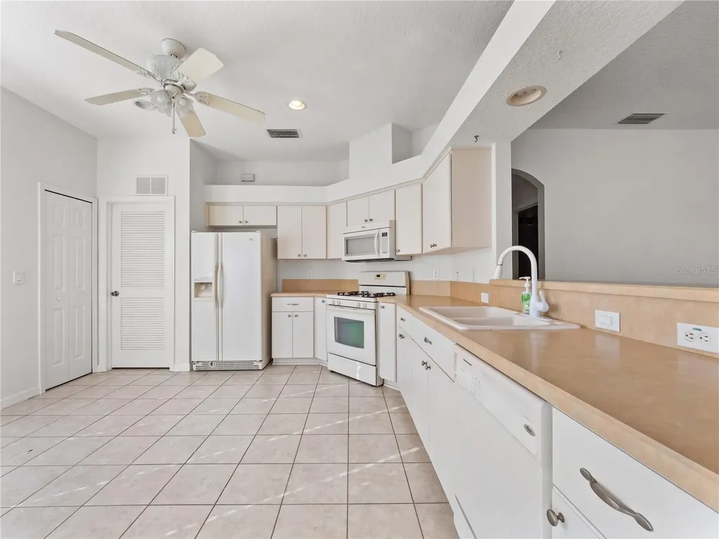 20505 Queen Alexandra Drive Leesburg FL 34748