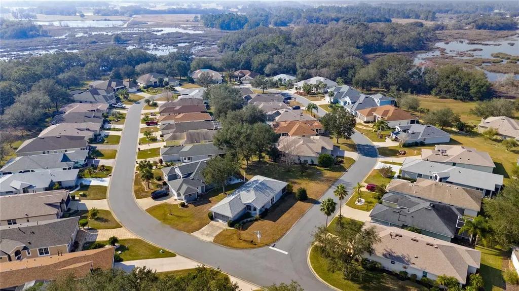 20505 Queen Alexandra Drive Leesburg FL 34748