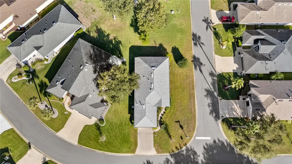 20505 Queen Alexandra Drive Leesburg FL 34748