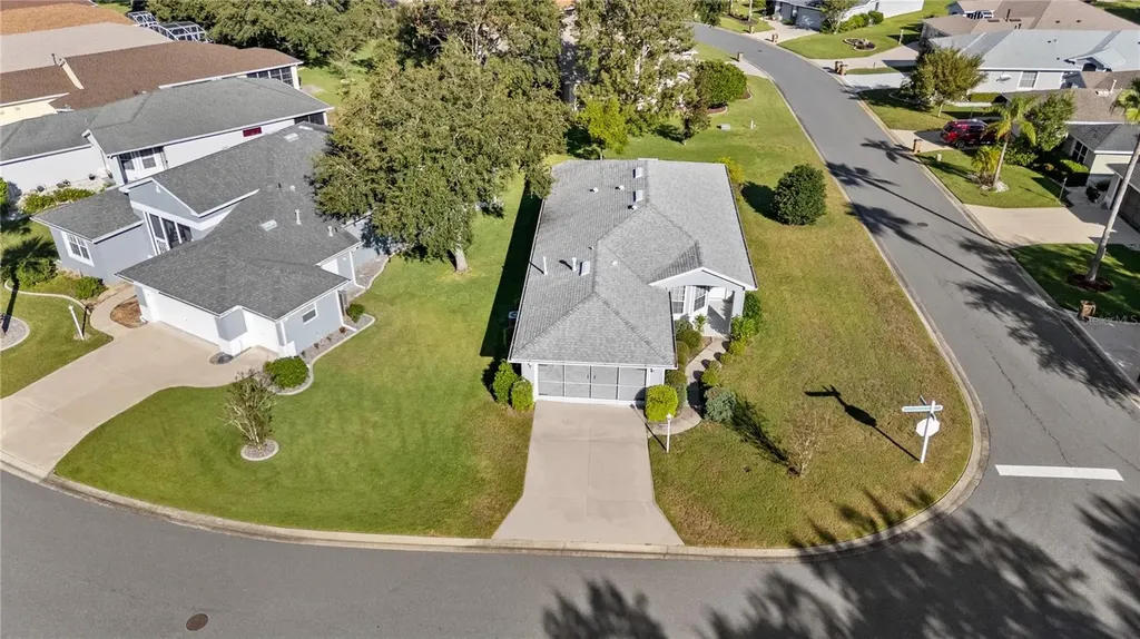20505 Queen Alexandra Drive Leesburg FL 34748