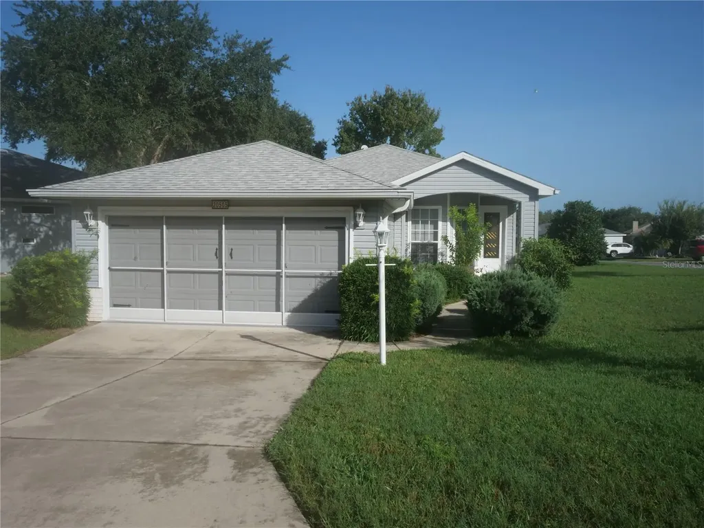 20505 Queen Alexandra Drive Leesburg FL 34748