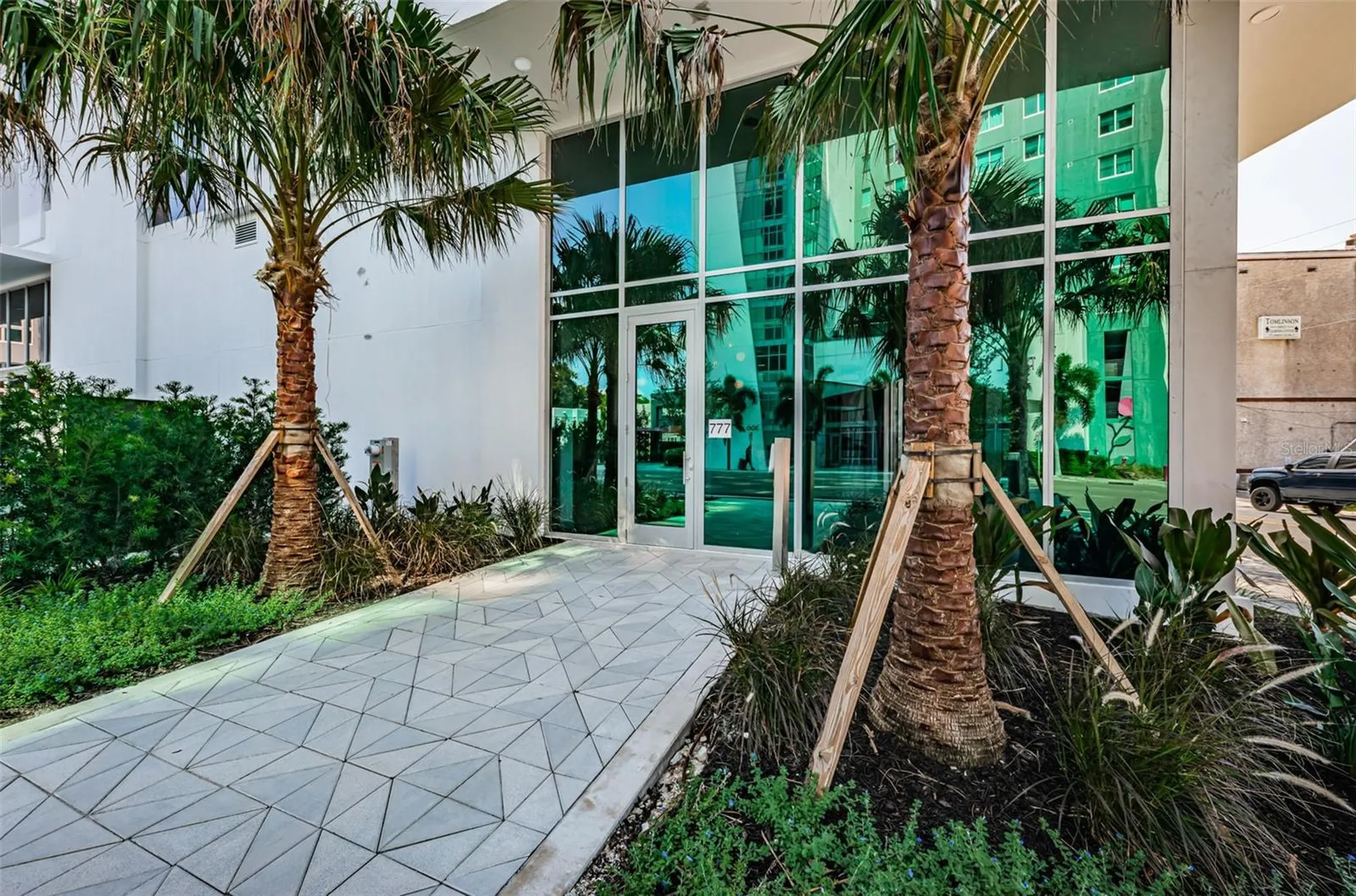 777 3rd Avenue N St Petersburg FL 33701
