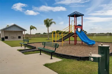 2738 Flushing Drive Apopka FL 32703