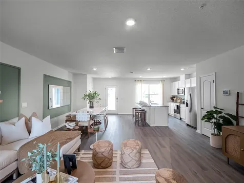2738 Flushing Drive Apopka FL 32703