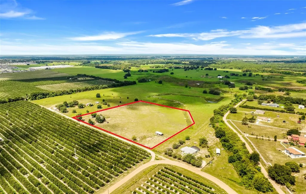 Smith Road Groveland FL 34736