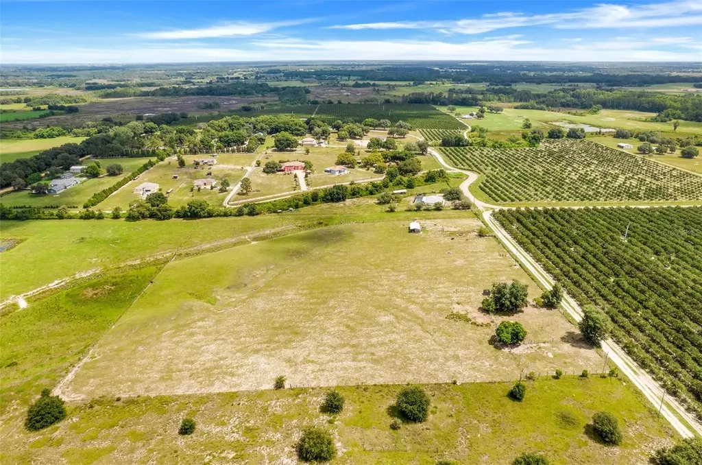 Smith Road Groveland FL 34736
