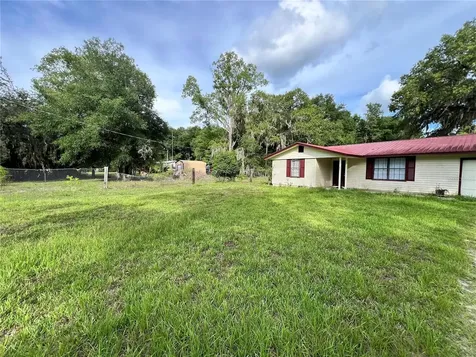 401 3rd Avenue Satsuma FL 32189