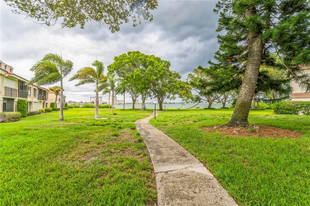 6219 Palma Del Mar Boulevard S St Petersburg FL 33715