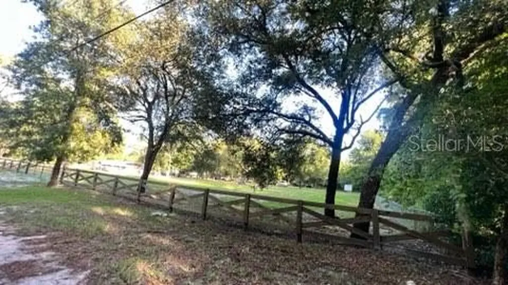 7678 SW 151st Place Dunnellon FL 34432