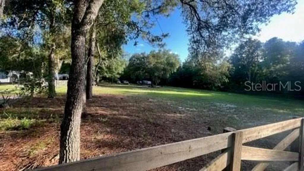 7678 SW 151st Place Dunnellon FL 34432