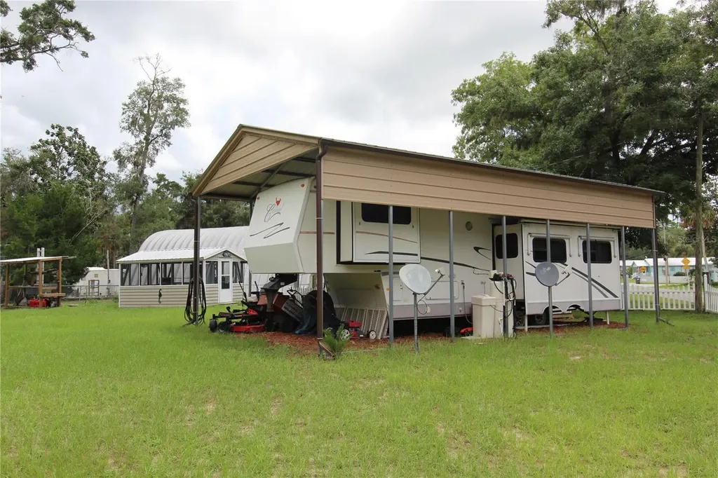 5466 SW Highway 358 Steinhatchee FL 32359