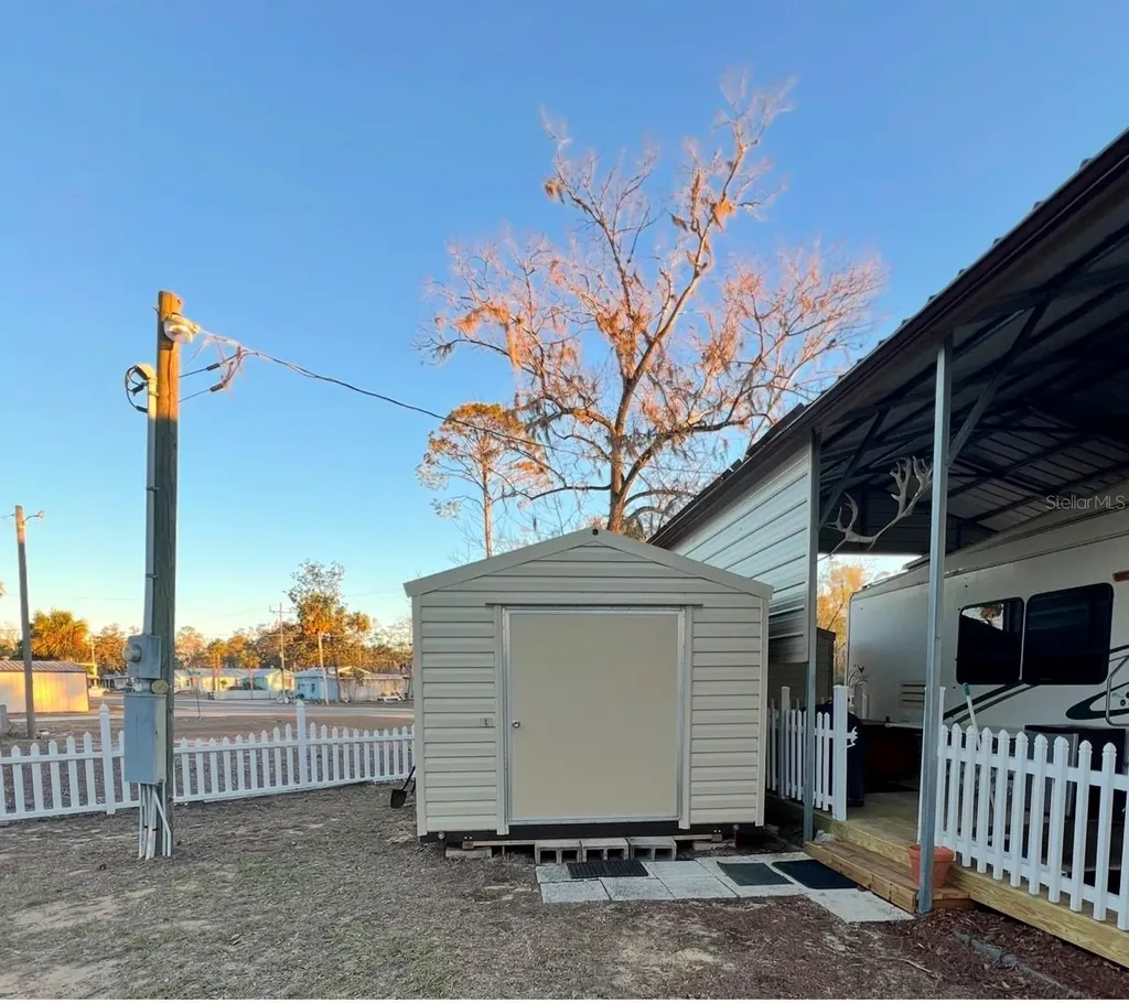 5466 SW Highway 358 Steinhatchee FL 32359