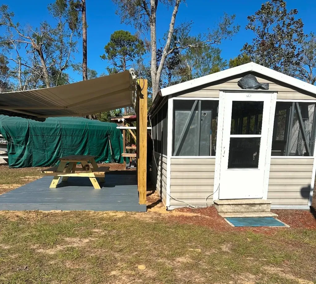 5466 SW Highway 358 Steinhatchee FL 32359