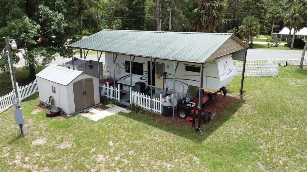 5466 SW Highway 358 Steinhatchee FL 32359